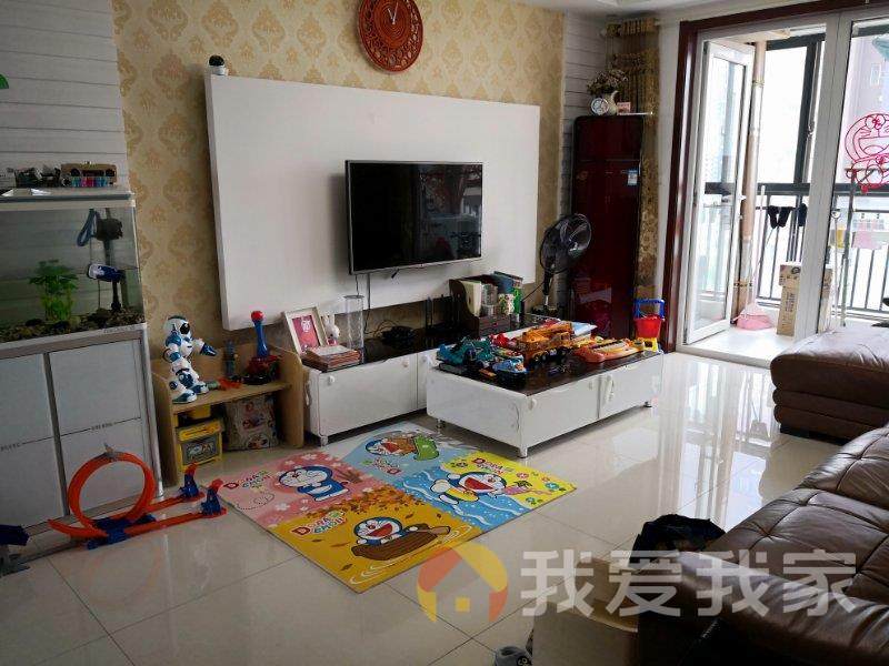 南昌我爱我家满五唯一南北双阳台，四号地铁口，小区自带地暖