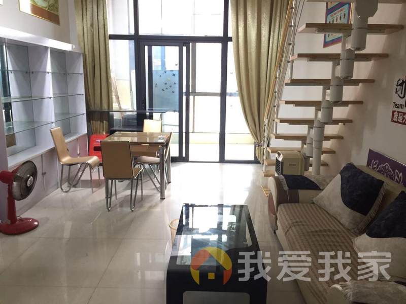 南昌我爱我家洪客隆英伦联邦 南北通透，采光好 装修好，环镜优美 周边匹套完善，，出行方便