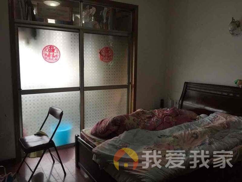 马家园 南北通透，采光好 视野好，诚心出售