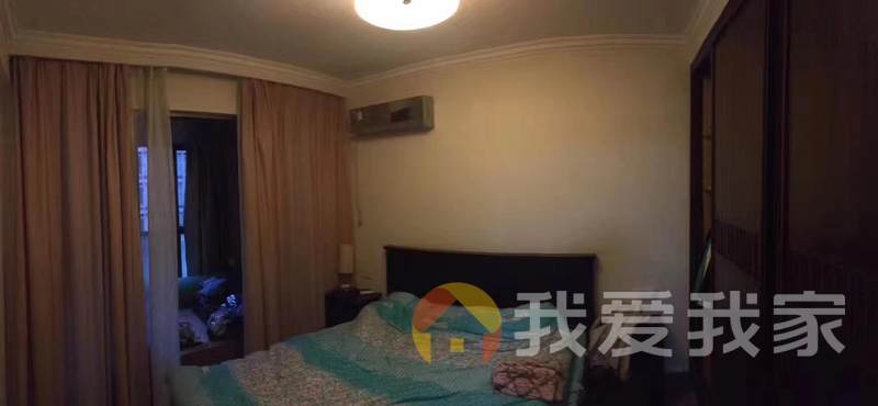 绿湖豪城二期 南北通透，采光好 近地铁 视野好，诚心出售