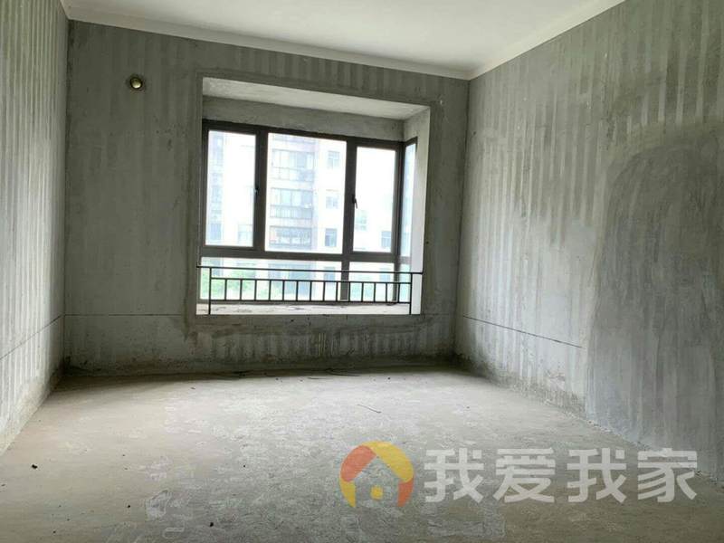 南昌我爱我家九龙湖花园一区 南北通透，采光好 近地铁 周边匹套完善，，出行方便