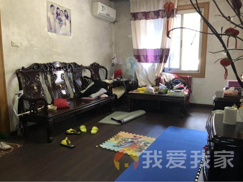 南昌我爱我家孺子路 南北通透，采光好 装修好，环镜优美 近地铁 视野好，诚心出售