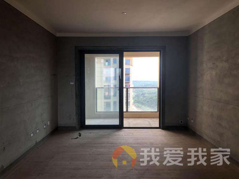 万达文化旅游城A区 南北通透，采光好 中间楼层