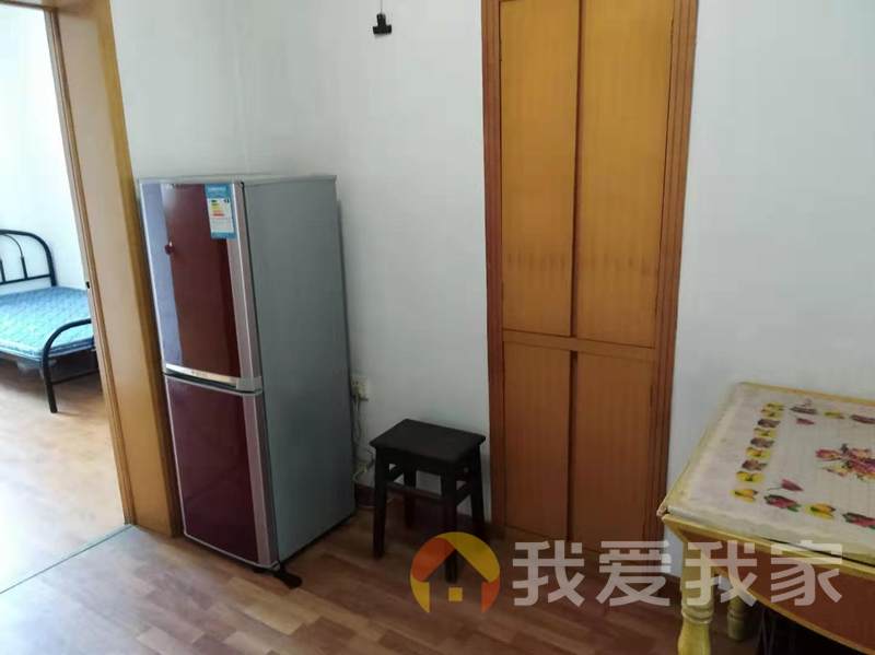 真 实 房 源，看中价格可谈。户型方正，价格合理
