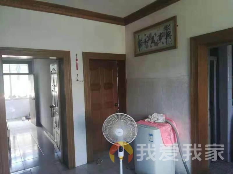 惠民机械厂 南北通透，采光好 视野好，诚心出售