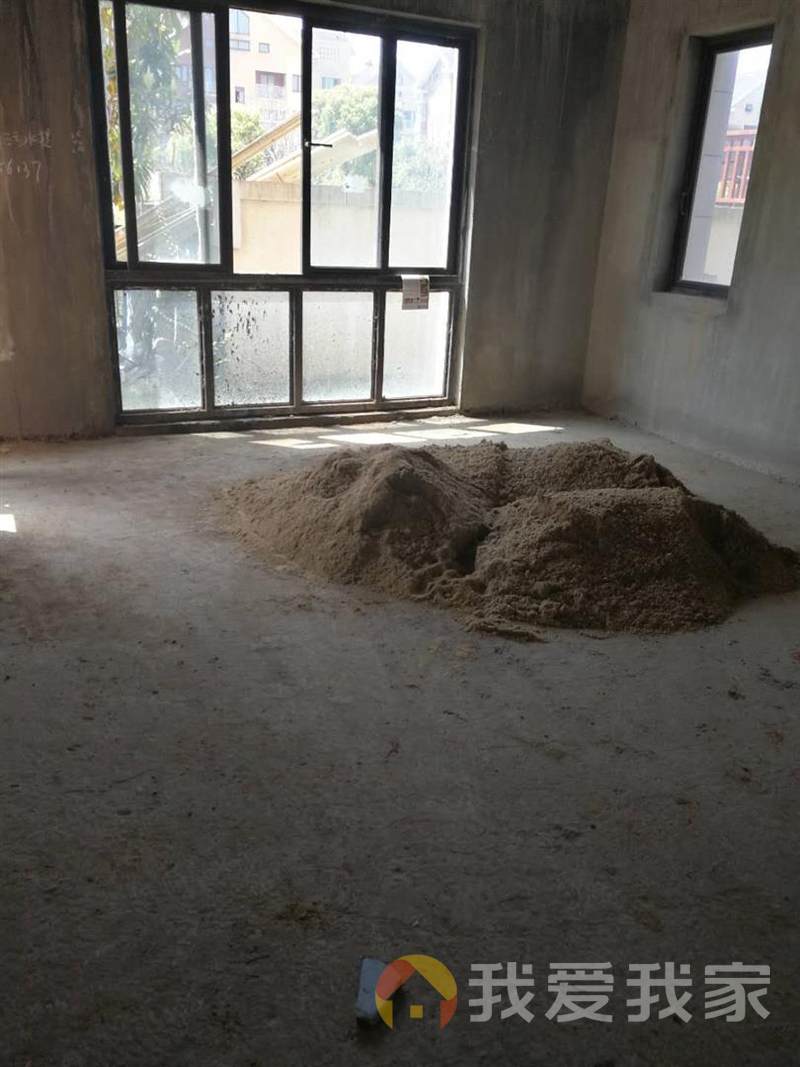 业主诚意出售 现在生二胎住不够住，着急换房 价格可议