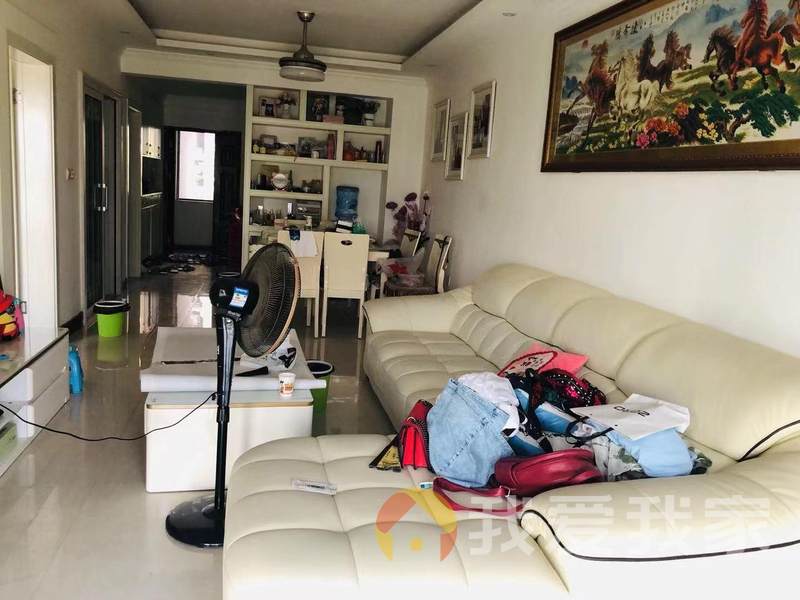 南昌我爱我家景城名郡 南北通透，采光好 装修好，环镜优美 周边匹套完善，，出行方便