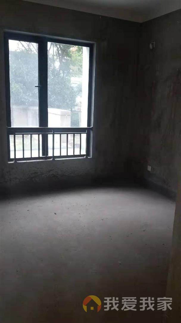 南昌我爱我家莱蒙都会北区 周边匹套完善，，出行方便