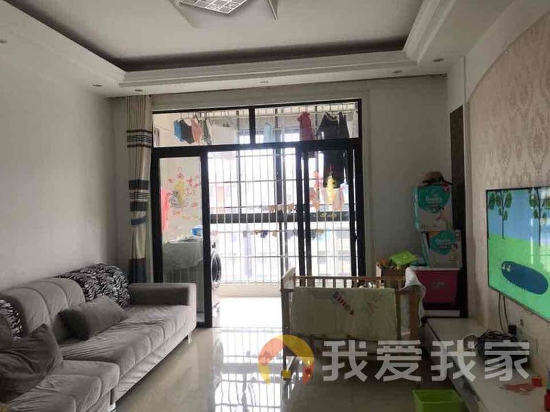 南昌我爱我家正荣大湖之都朗逸湾 南北通透，采光好 装修好，环镜优美 近地铁 视野好，诚心出售