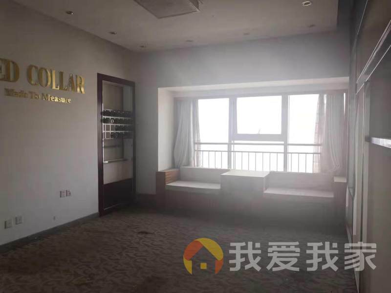 胜利广场（招银大厦） 南北通透，采光好 视野好，诚心出售