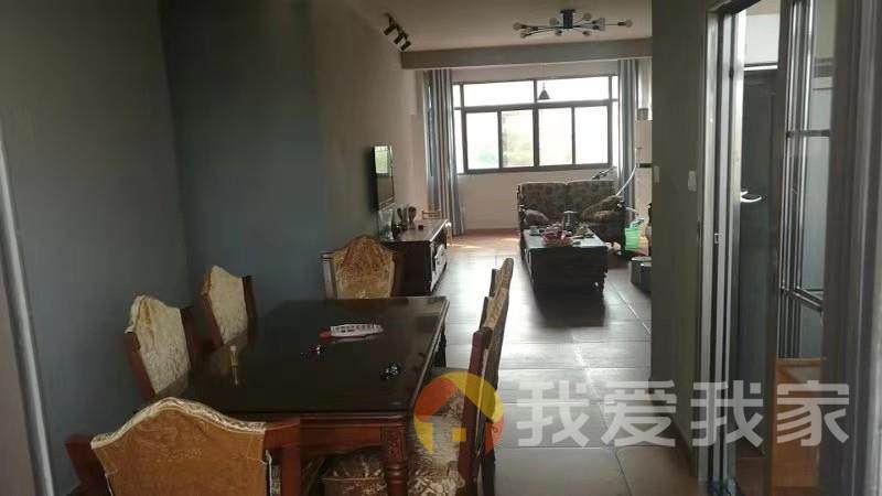 南昌我爱我家联泰景岗佳园 南北通透，采光好 装修好，环镜优美 近地铁 视野好，诚心出售