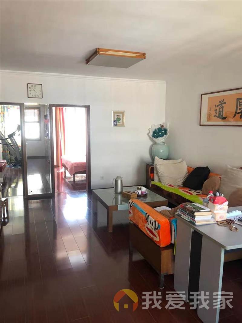 团结路绿源小区精装2房 近地铁口交通便利周边配套齐全