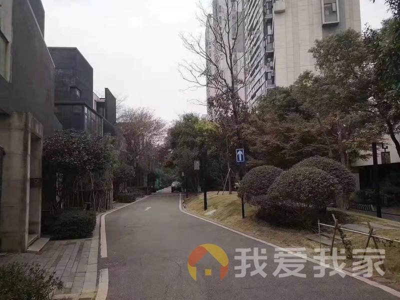南昌我爱我家万科青山湖空中别墅急售第16张图