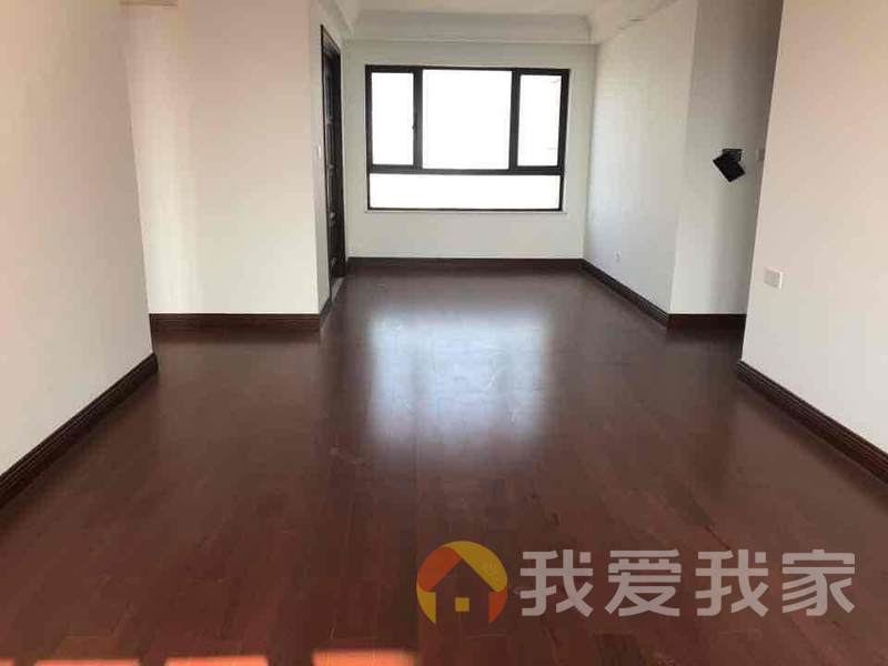 看中好谈，顺外路地铁口 物业 精装修南北通透