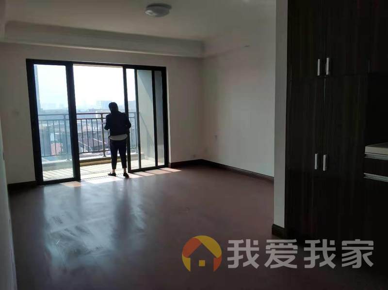 中海御锦公馆（锦钰名苑） 南北通透，采光好 装修好，环镜优美 视野好，诚心出售