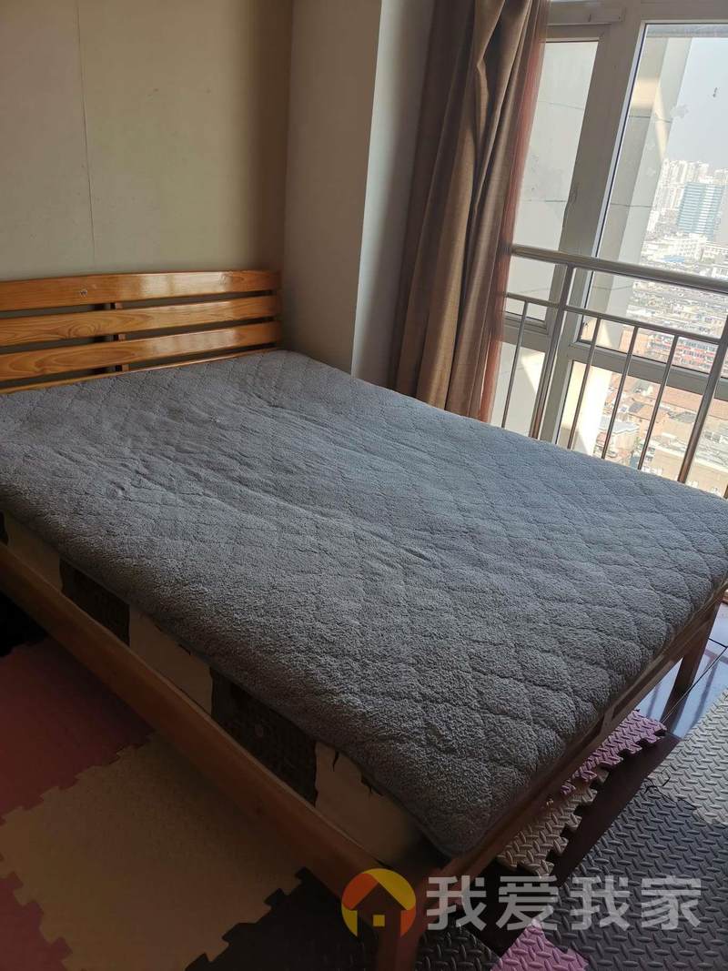 天集领寓 南北通透，采光好 装修好，环镜优美 视野好，诚心出售