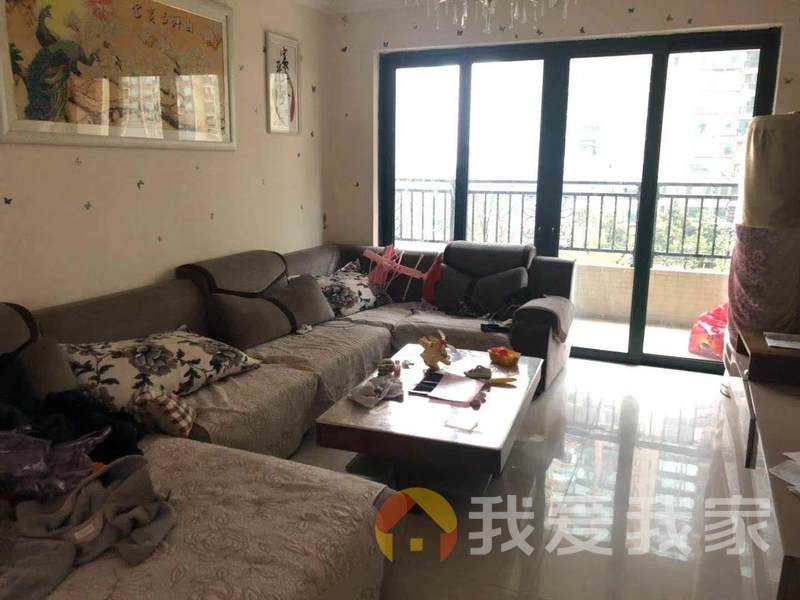 恒大城 南北通透，采光好 装修好，环镜优美 周边匹套完善，，出行方便