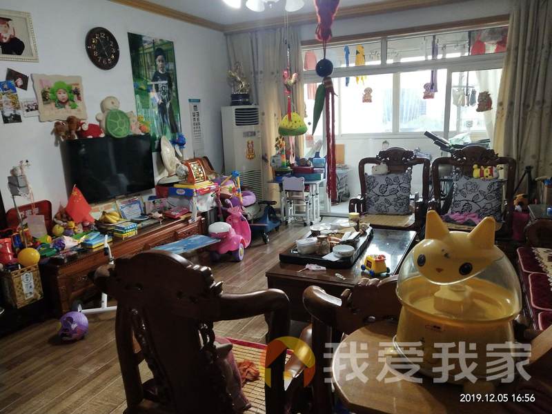 南北通透，户型方正，采光绝杀，地理位置优越