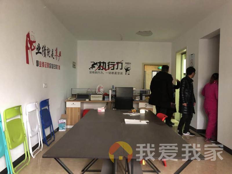 南昌我爱我家新建中心 装修好，环镜优美 周边匹套完善，，出行方便