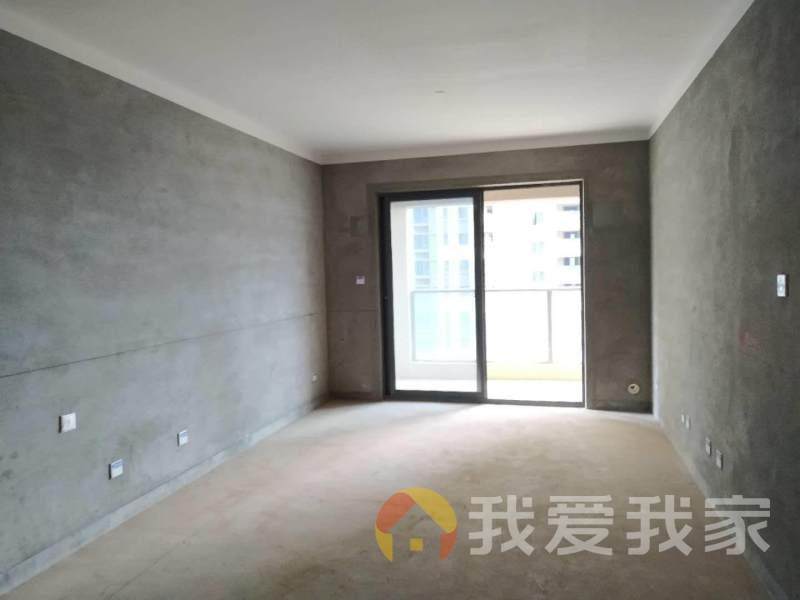 南昌我爱我家万达文化旅游城N区(十二区) 南北通透，采光好 装修好，环镜优美 近地铁 视野好，诚心出售