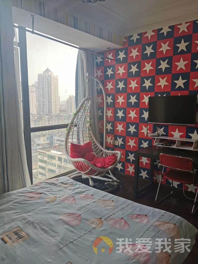 业主因需换新房?现诚心诚意此房，性价比非常高，先到先得！
