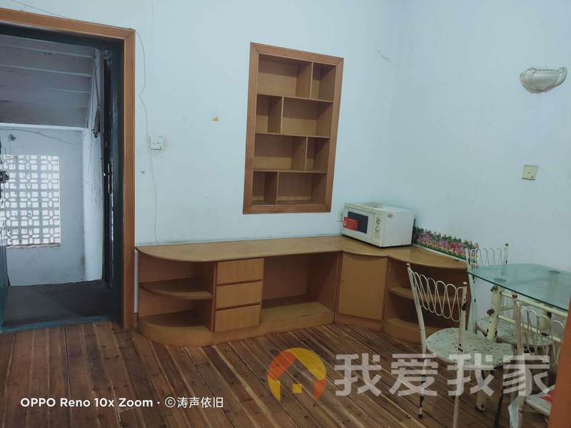 棕帽巷 南北通透，采光好 视野好，诚心出售