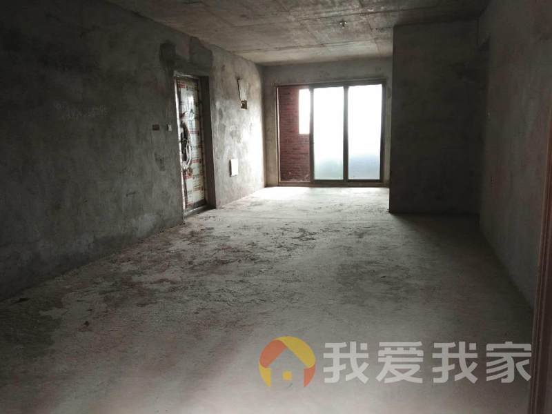 南昌我爱我家新建城B2区 南北通透，采光好 近地铁 周边匹套完善，，出行方便