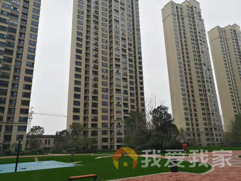 力高澜湖御景二手房-人车分流 次新小区 环境好 正规大4房 电梯洋房
