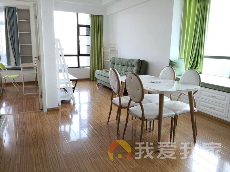 南昌我爱我家东区小时代（华宸东区国际公寓） 南北通透，采光好 装修好，环镜优美 视野好，诚心出售