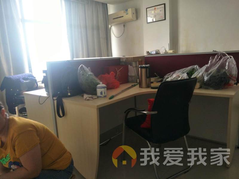 南昌我爱我家地铁站附近胜利路步行街电梯小户型可改两室一厅