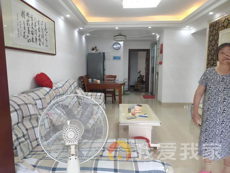 南昌我爱我家平安曼哈顿风情（聚仁哈佛公馆） 南北通透，采光好 装修好，环镜优美 中间楼层