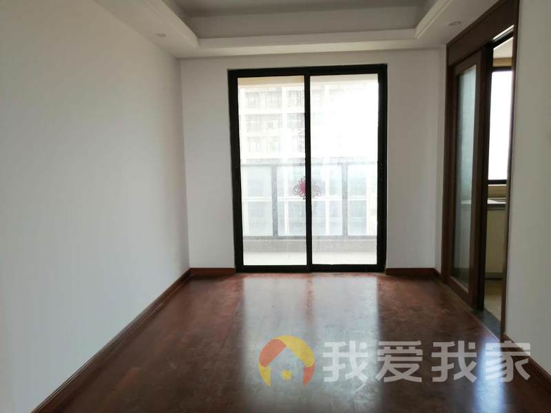 南昌我爱我家九龙湖 小区新 近地铁 双卫生间 精装好房 交通便利
