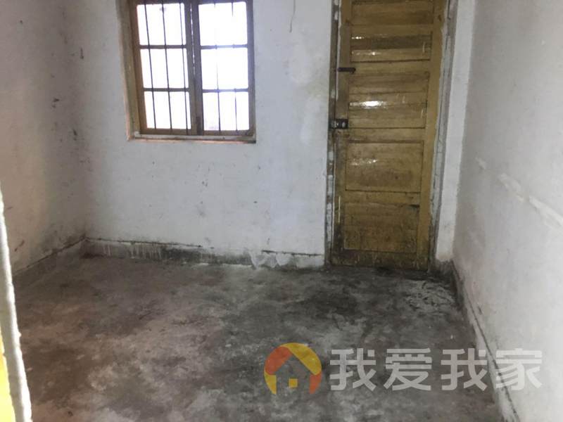 真  实  房源  看中价格有谈