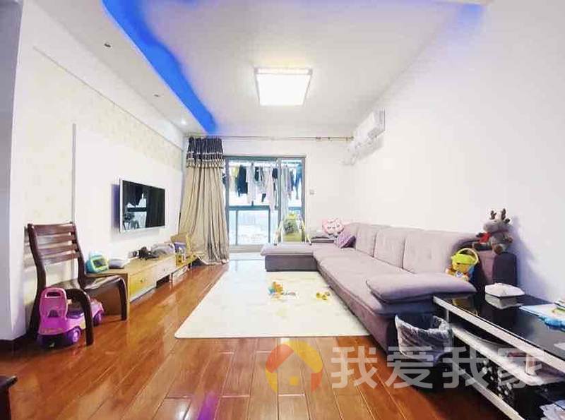 南昌我爱我家万达华府景园 南北通透，采光好 装修好，环镜优美 近地铁 视野好，诚心出售