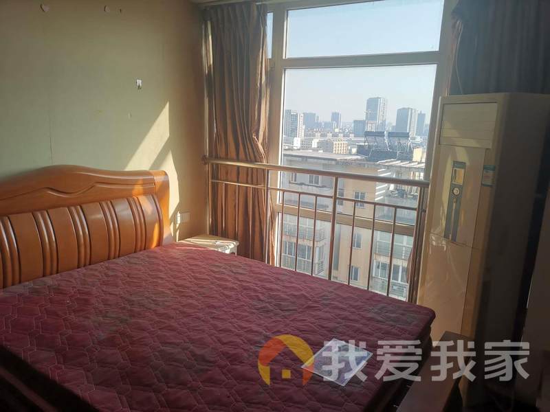 天集领寓 南北通透，采光好 装修好，环镜优美 中间楼层