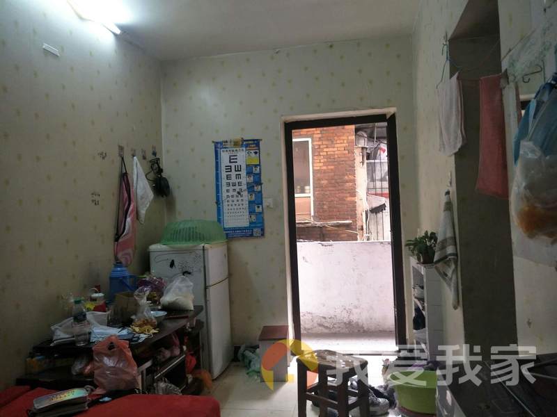 叠山路 南北通透，采光好 近地铁 视野好，诚心出售