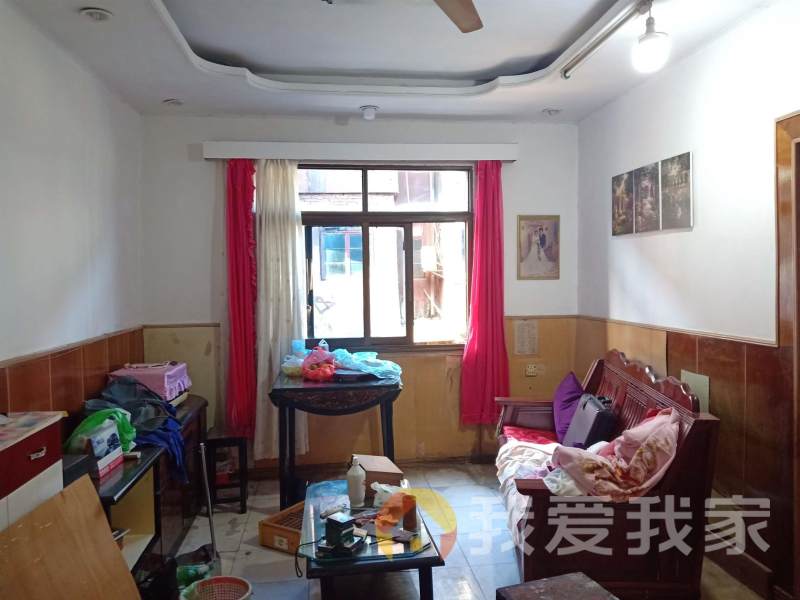 上海路住宅小区5楼2室2厅诚心出售