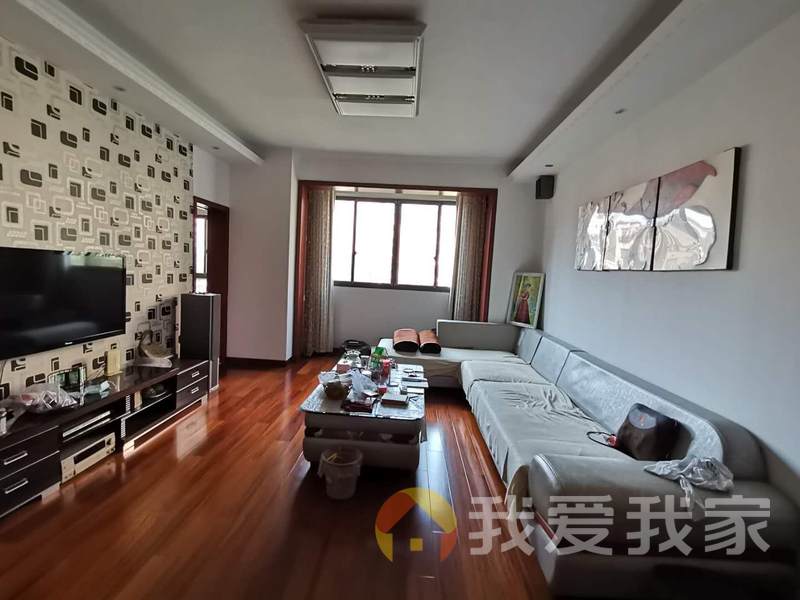 奥林匹克花园 南北通透，采光好 装修好，环镜优美 周边匹套完善，，出行方便