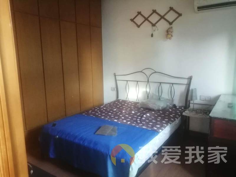 住舒适度视野开阔，南北通透，全天采光充足，