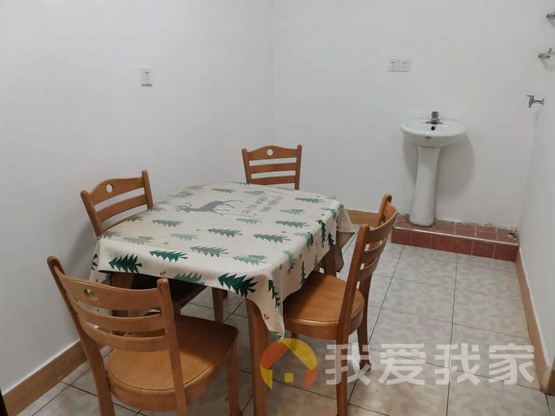 振中小区（滕王阁花园小区） 南北通透，采光好 视野好，诚心出售