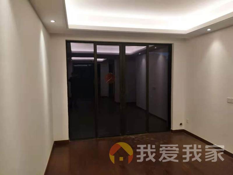 南昌我爱我家双阳台，视野好，户型方正，使用率高，采光通风很好