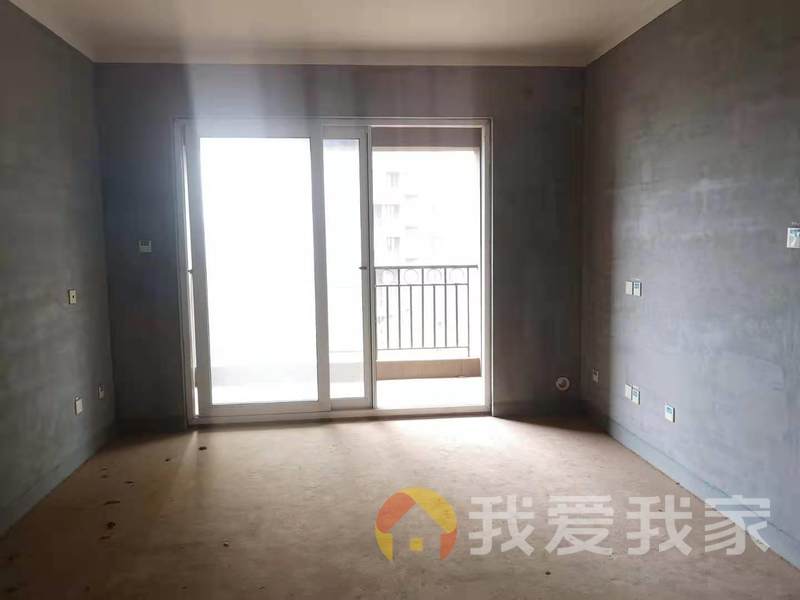 南昌我爱我家万达文化旅游城C区 南北通透，采光好 装修好，环镜优美 近地铁 周边匹套完善，，出行方便
