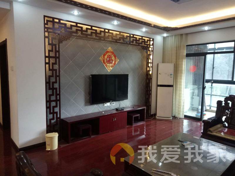 南昌我爱我家中大青山湖花园 南北通透 户型端正