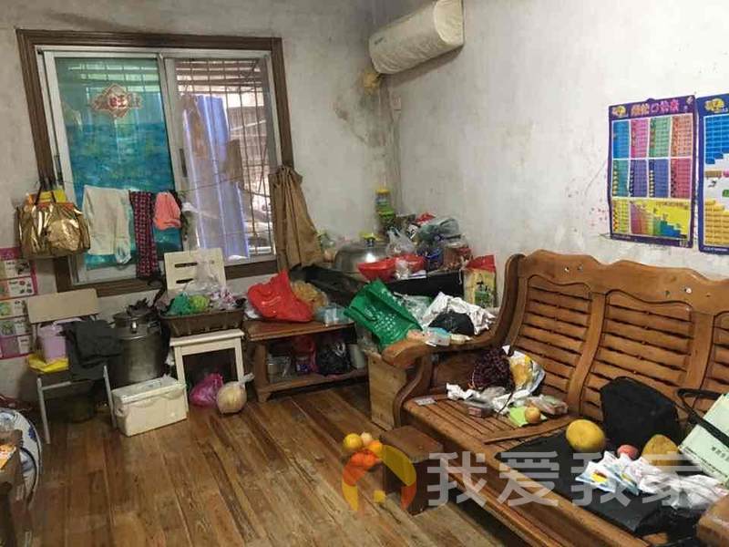 船山路惠民门小区 南北通透，采光好 视野好，诚心出售