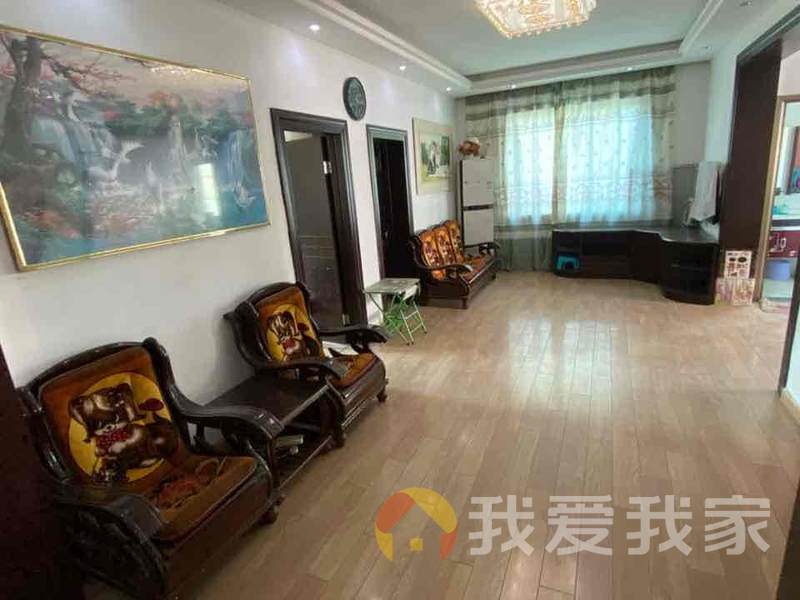 荣昌佳苑 南北通透，采光好 视野好，诚心出售