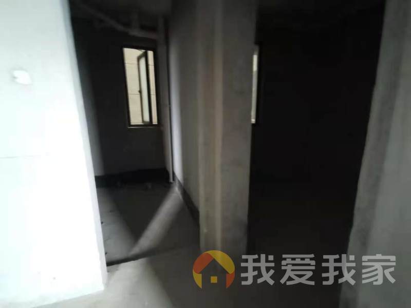 银河城白沙地 南北通透，采光好 近地铁 视野好，诚心出售
