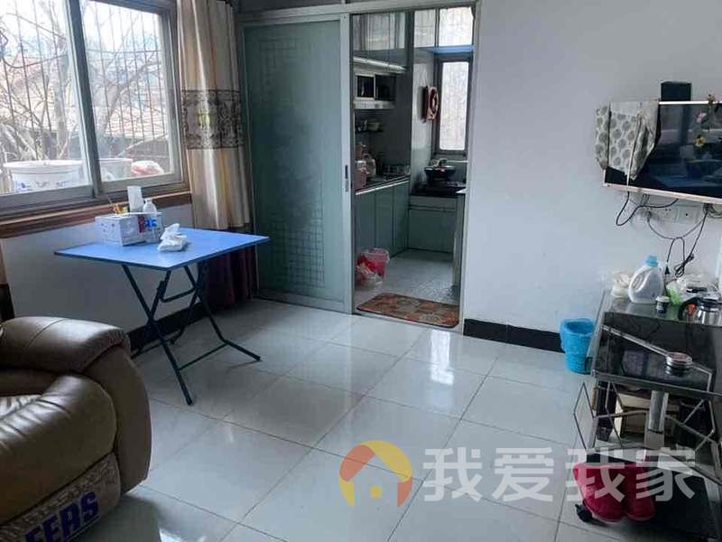 业主因需换新房 现诚心出售此房，性价比非常高，先到先得