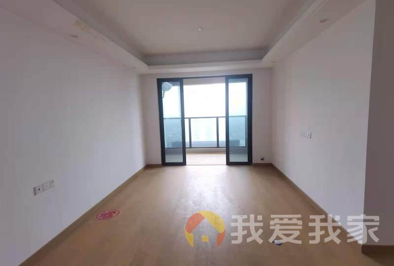 南昌我爱我家新力龙湾二期 南北通透，采光好 装修好，环镜优美 中间楼层