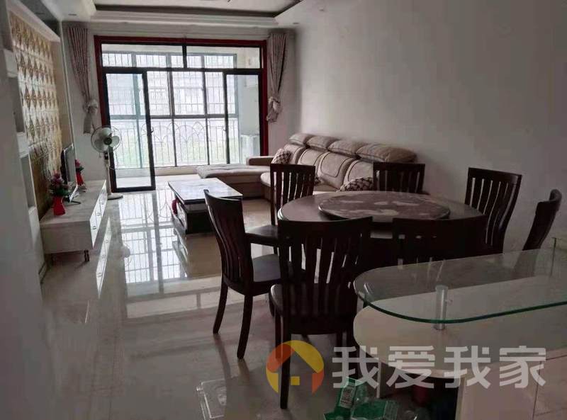 中间楼层地段好 近地铁