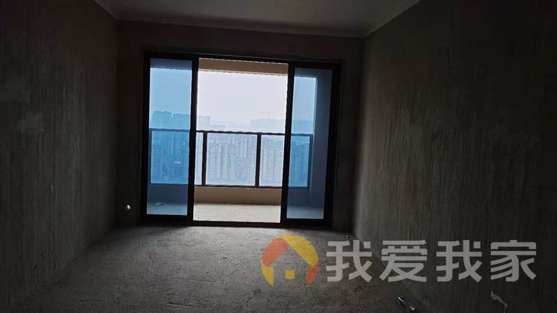新力金沙湾 南北通透，采光好 中间楼层